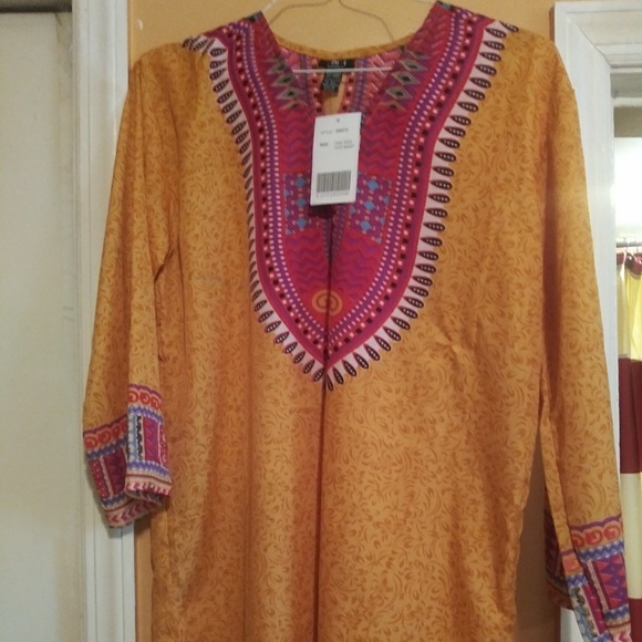 Colorful Top - Picture 2 of 2